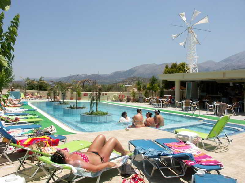 Nikos Hotel Малія Екстер'єр фото