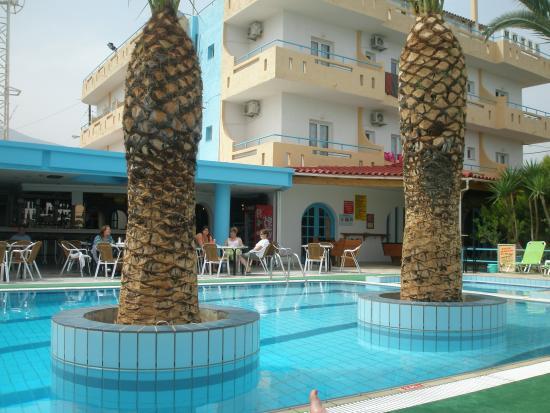 Nikos Hotel Малія Екстер'єр фото